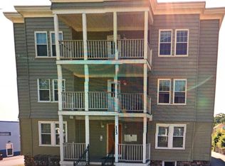 113 Winfield St APT 2R, Worcester, MA 01602