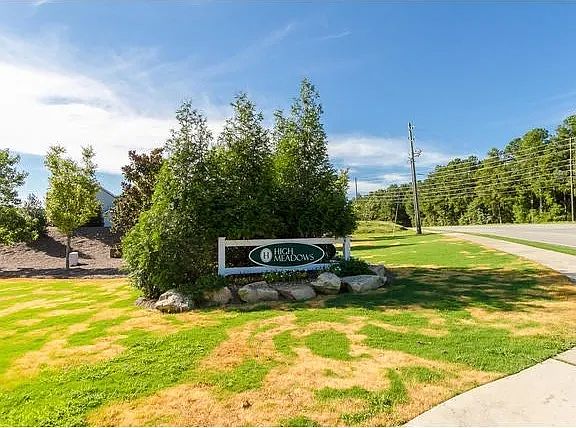 2nd image of 8043 High Vista Ln