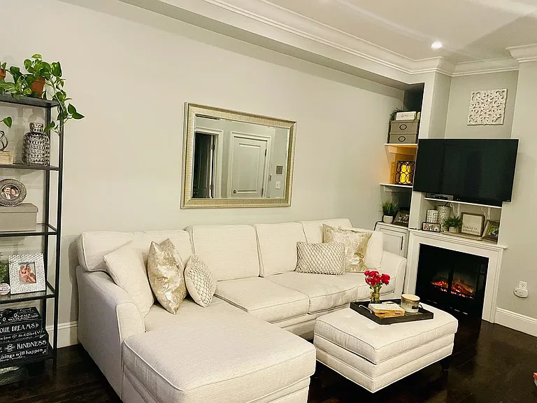 26 Vinton St #1 — Photo 10