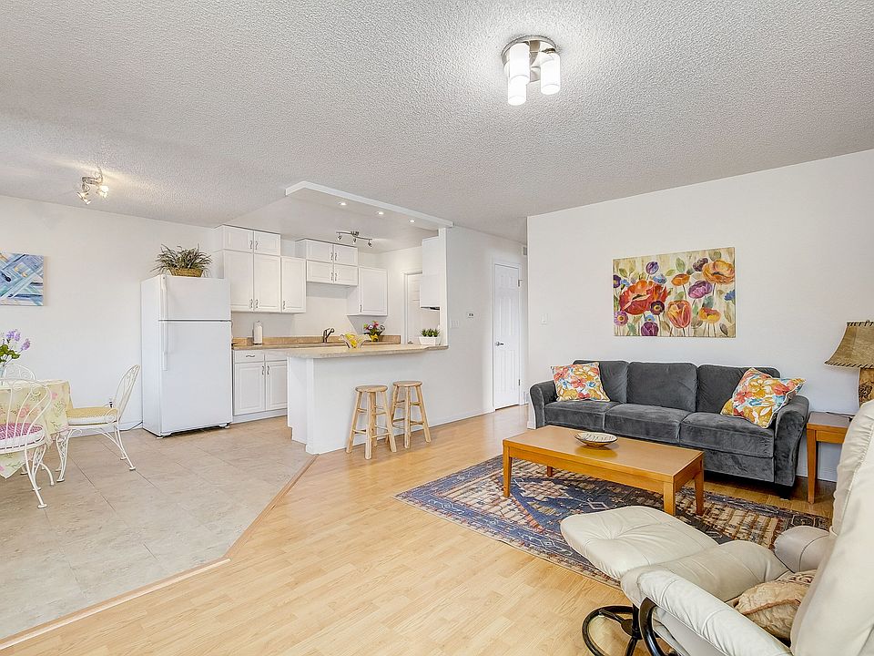 Living room, Dining Room, Kitchen