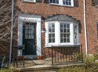 118 Hopkins Rd, Baltimore, MD 21212