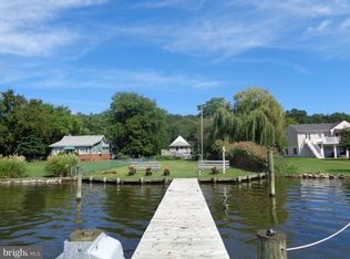 3721 Clarks Point Rd, Baltimore, MD 21220