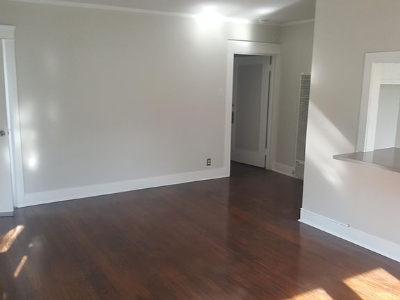 2nd image of 536 Junipero Ave