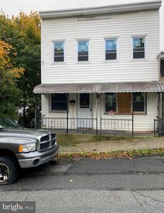 325 Morgan Ave, Pottsville, PA, 17901