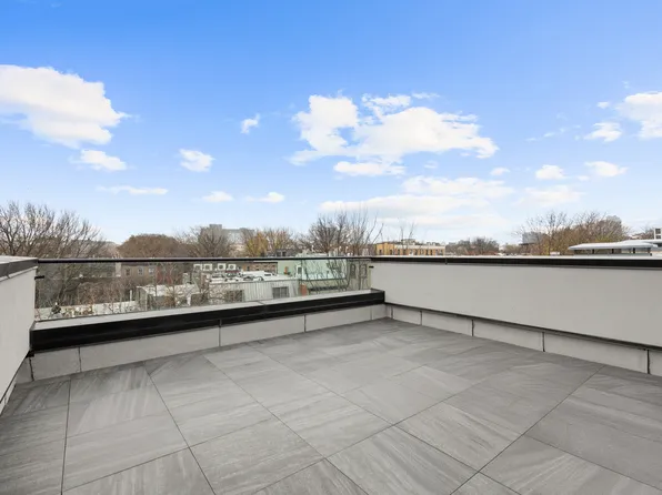 292 Gates Avenue image 21 of 23