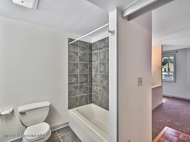 1409 Penn Ave #3 — Photo 48