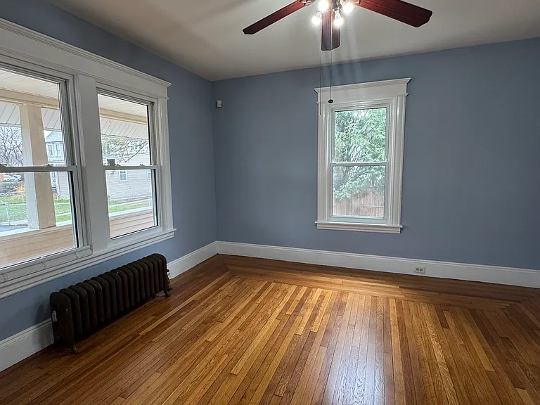 15 Brandon Ave — Photo 5
