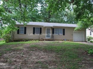 1208 N Vista Dr, Independence, MO 64056