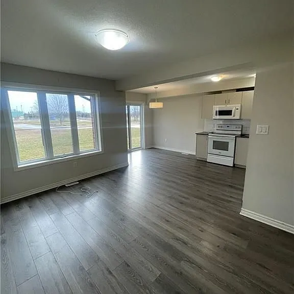 1266 Michael Cir — Photo 4