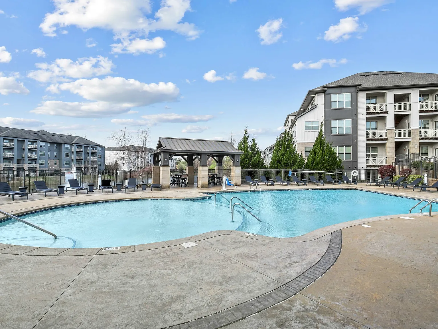 The Maxwell at Highland Creek — Photo 4