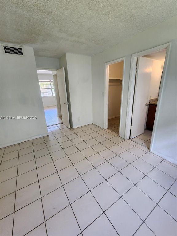 241 SE 9th Ave APT 103, photo 9