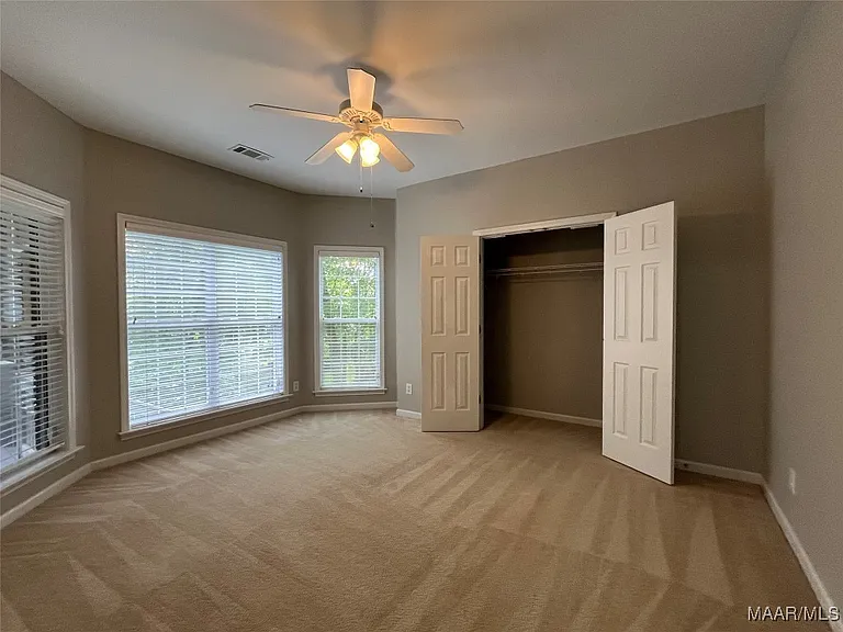 704 Emerald Dr — Photo 39