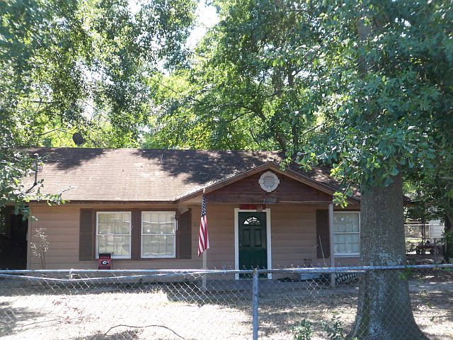 2nd image of 1824 Catalina Dr
