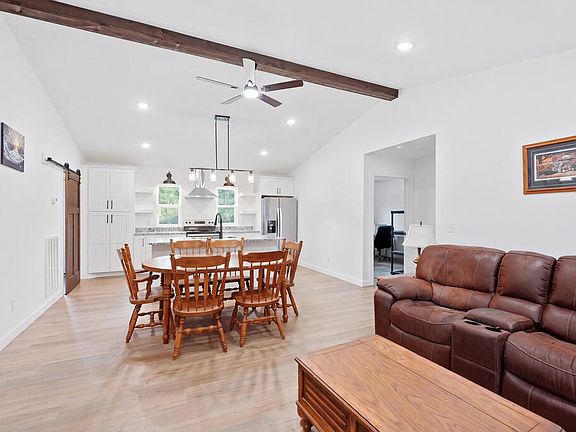 5th image of 1255 Franklin Loop