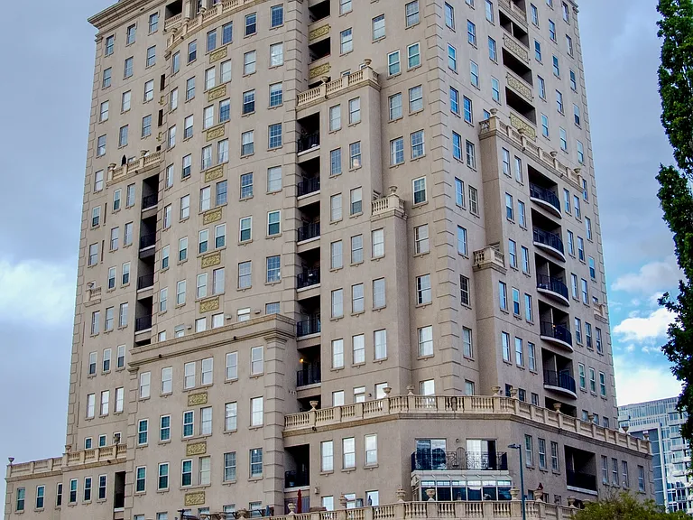 475 W 12th Ave #6D — Photo 15
