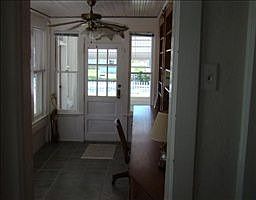1st image of 360 Pennsylvania Ave