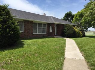 26244 200th Rd, Marshall, MO 65340