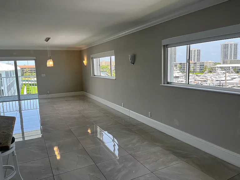 155 Yacht Club Dr #408 — Photo 3
