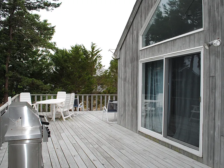36 Wyandanch Ln — Photo 18