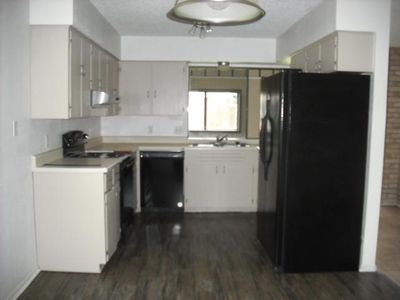 206 W Wetz St, Marion, TX, 78124