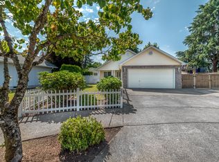 5665 D St, Springfield, OR 97478