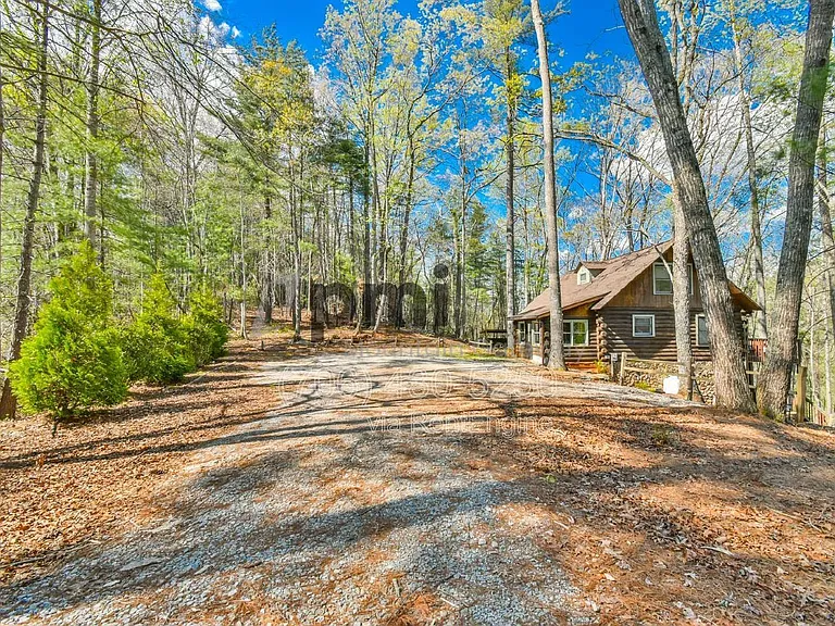 230 Silver Maple Ln — Photo 29