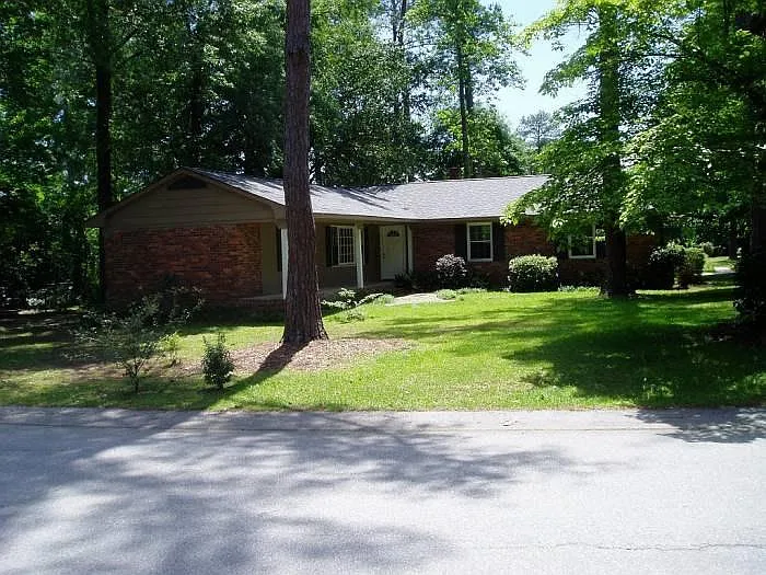 Building Photo - 1116 Fairwood Dr