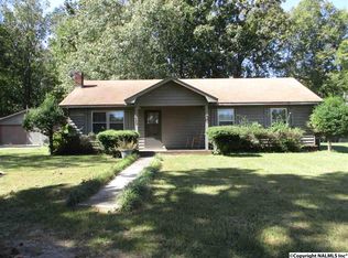 1959 Peach Orchard Rd NW, Hartselle, AL 35640