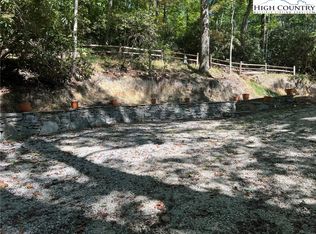 256 Locust Rd, Newland, NC 28657