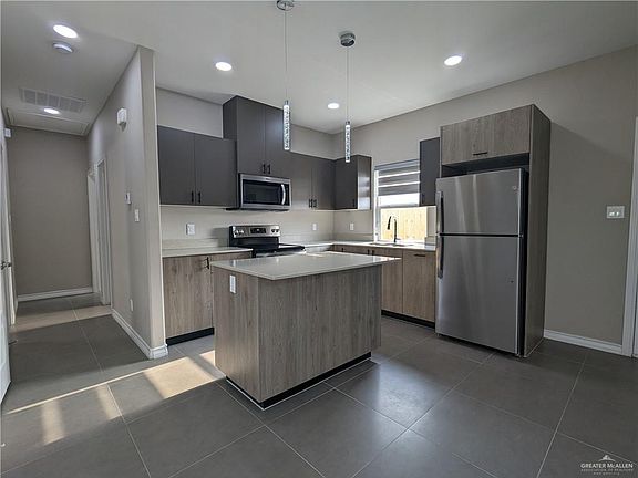 5th image of 5905 Puffin Ave #2