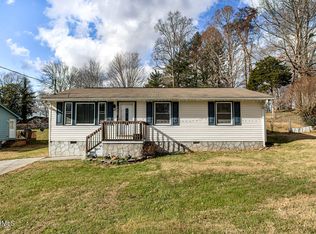7409 Pinto Ln, Corryton, TN 37721
