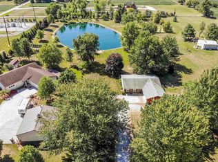 7413 Hathaway Rd, Churubusco, IN 46723