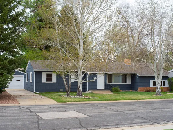 427 W Mountain View Dr, Sheridan, WY 82801