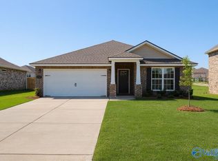 14096 Harvest Ridge Ln, Athens, AL 35611