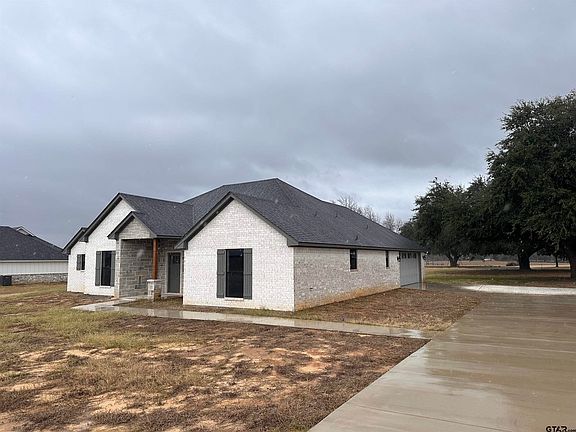 2nd image of 11865 Tara Ln