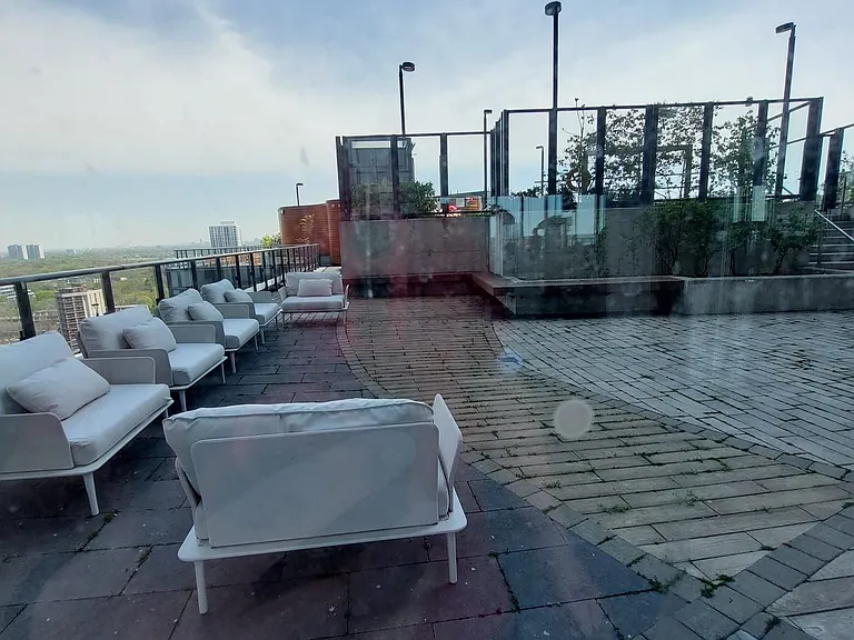 251 Jarvis St E #1517 — Photo 26