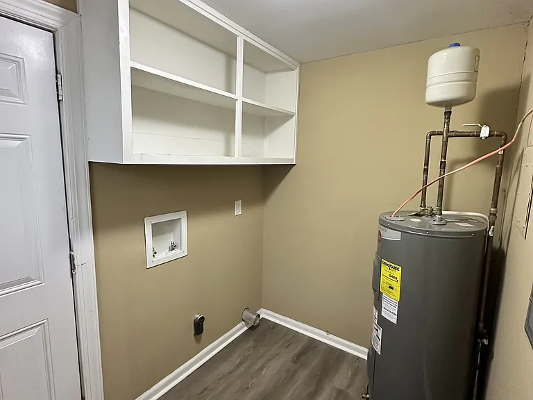 940 Meadowbrook Dr — Photo 10