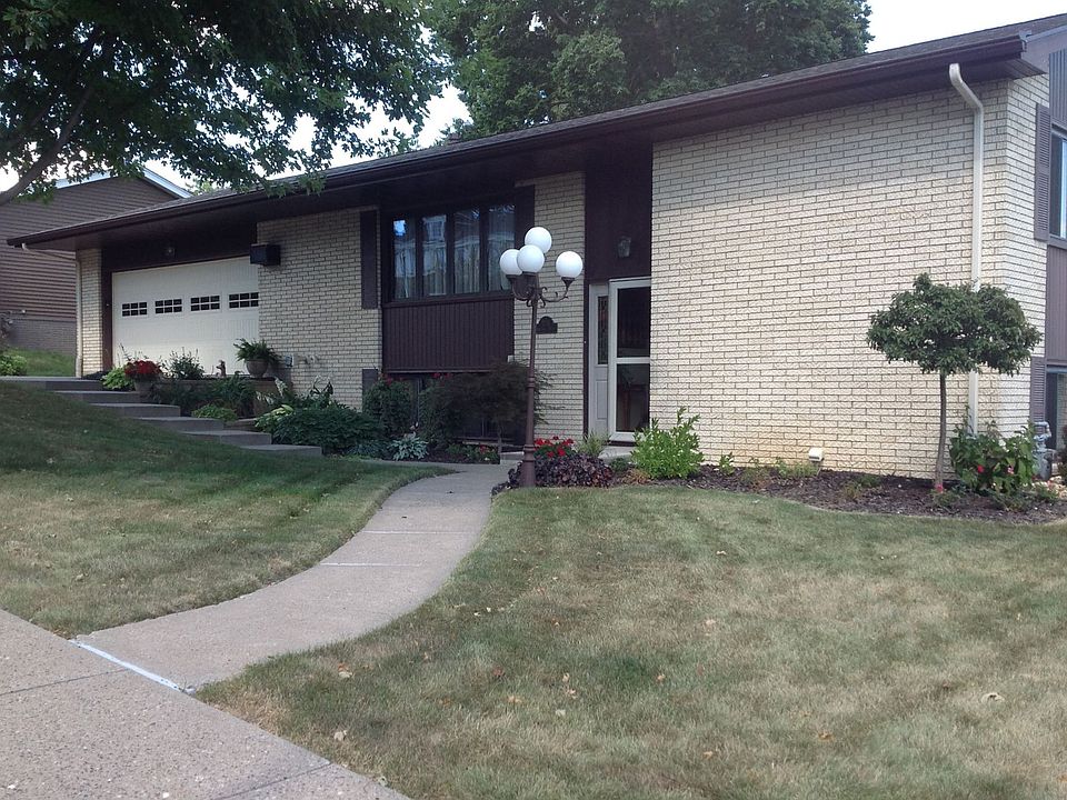 1st image of 1736 Churchill Dr