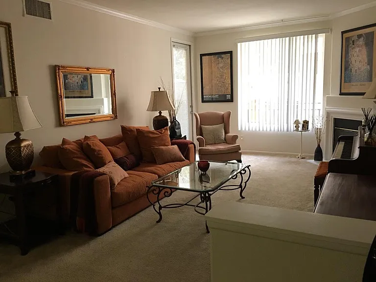 12364 Carmel Country Rd — Photo 2