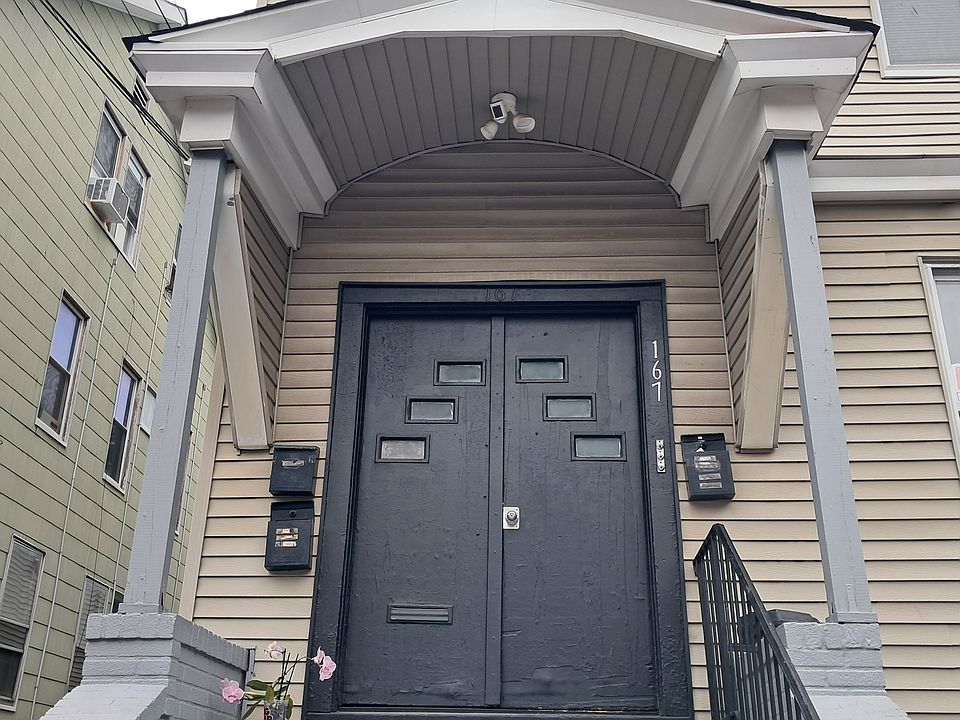 1st image of 167 Schuyler Ave #1