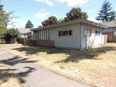 6424 SE 77th Ave, Portland, OR, 97206