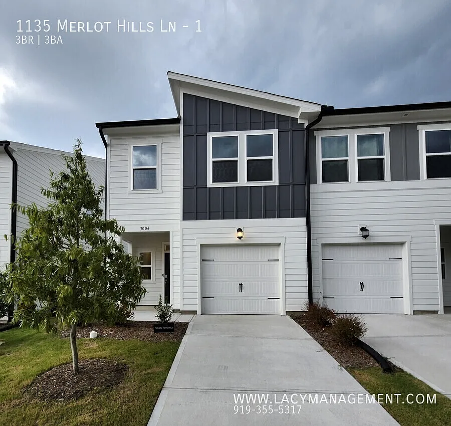 3 bed, 2.5 bath, 1529 sqft, $1,795 — Photo 1
