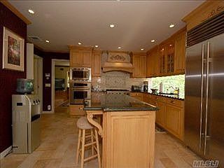 5th image of 65 Scudders Ln