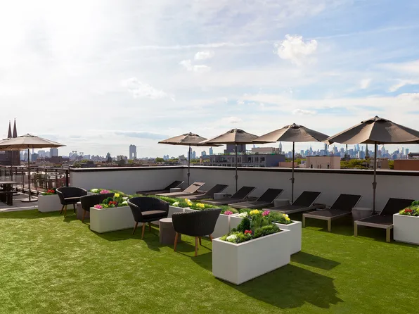 222 Johnson Avenue image 1 of 15