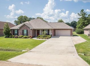 13156 E Coles Creek Loop, Hammond, LA 70403