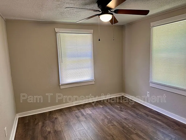 9159 Ferguson Ave — Photo 11