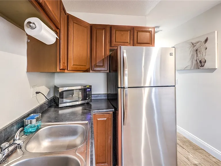 1553 Dorothy Ave #4 — Photo 10