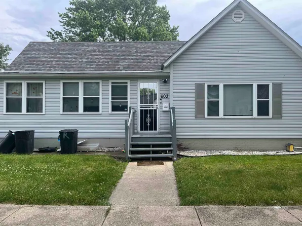 603 E Washington St, Champaign, IL 61820