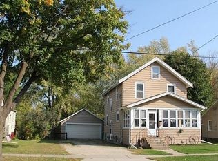 824 N Main St, Fort Atkinson, WI 53538