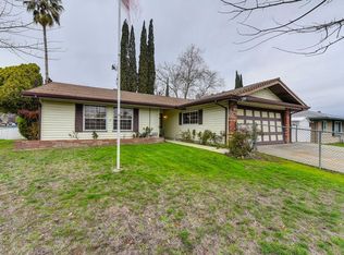 7301 Arutas Dr, North Highlands, CA